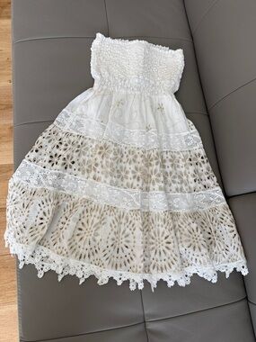 TEMPTATION POSITANO White & Gold Strapless Eyelet Mini Dress w Smocked Bodice